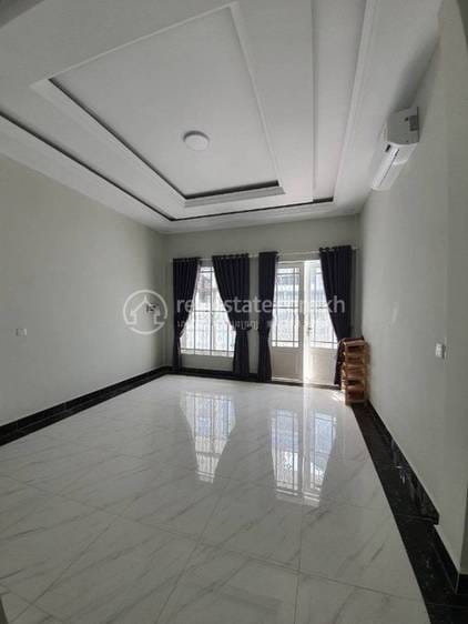 ផ្ទះ តម្លៃ $129,000