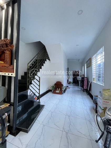House and lot Na prodej in Sihanoukville $259,000
