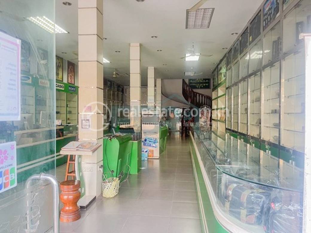 Siem Reap Здание Для Аренды in Svay Dankum Siem Reap $4,500