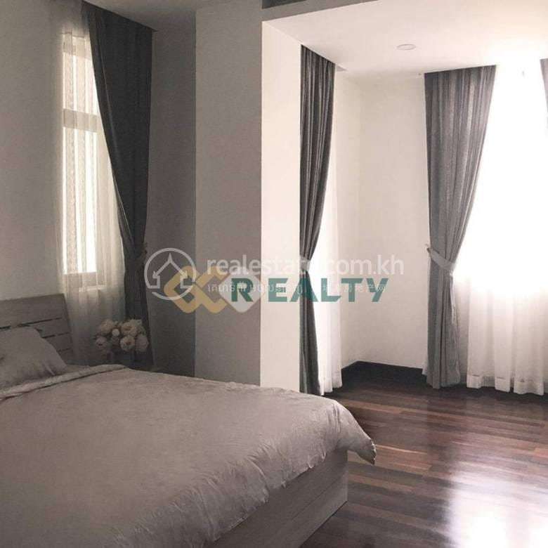 Wat Phnom Apartment For Rent in Wat Phnom