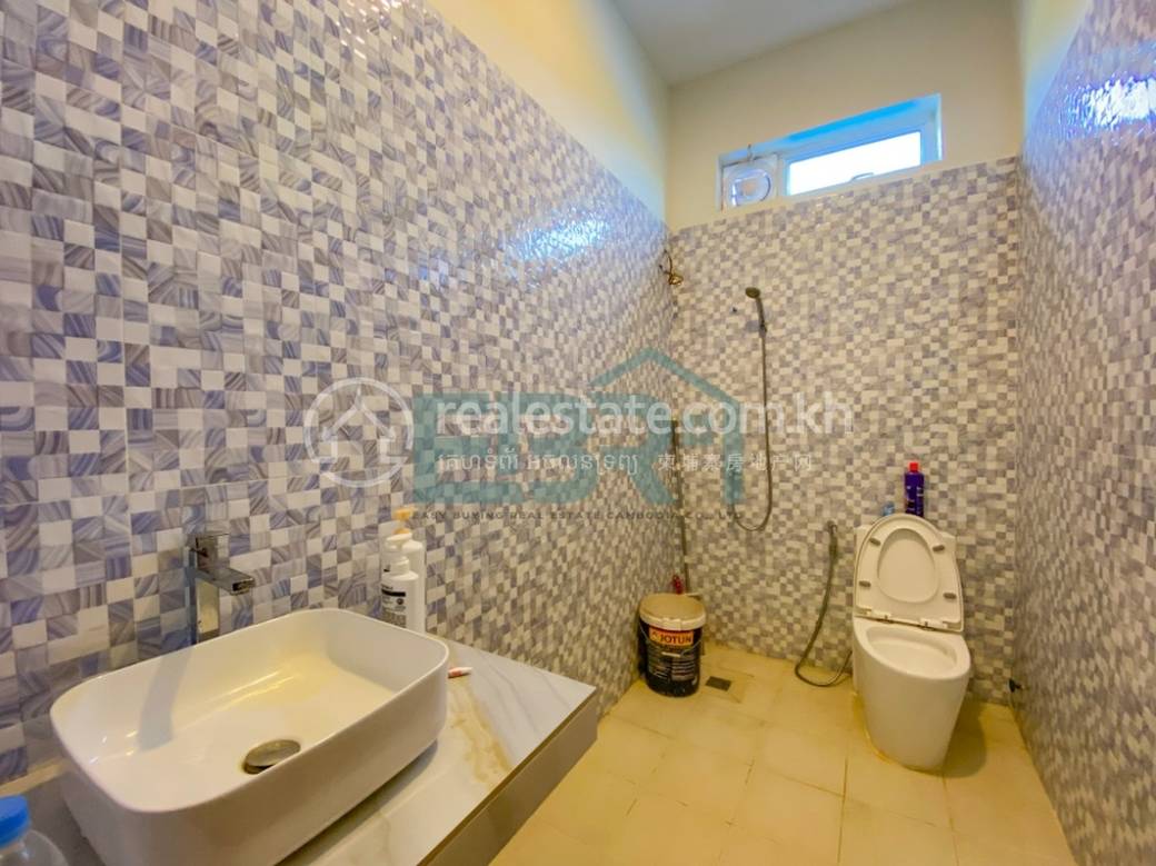 House and lot For Sale in Siem Reap $165,000
