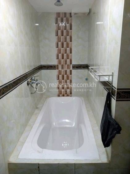 Daun Penh店屋出售，位于Daun Penh