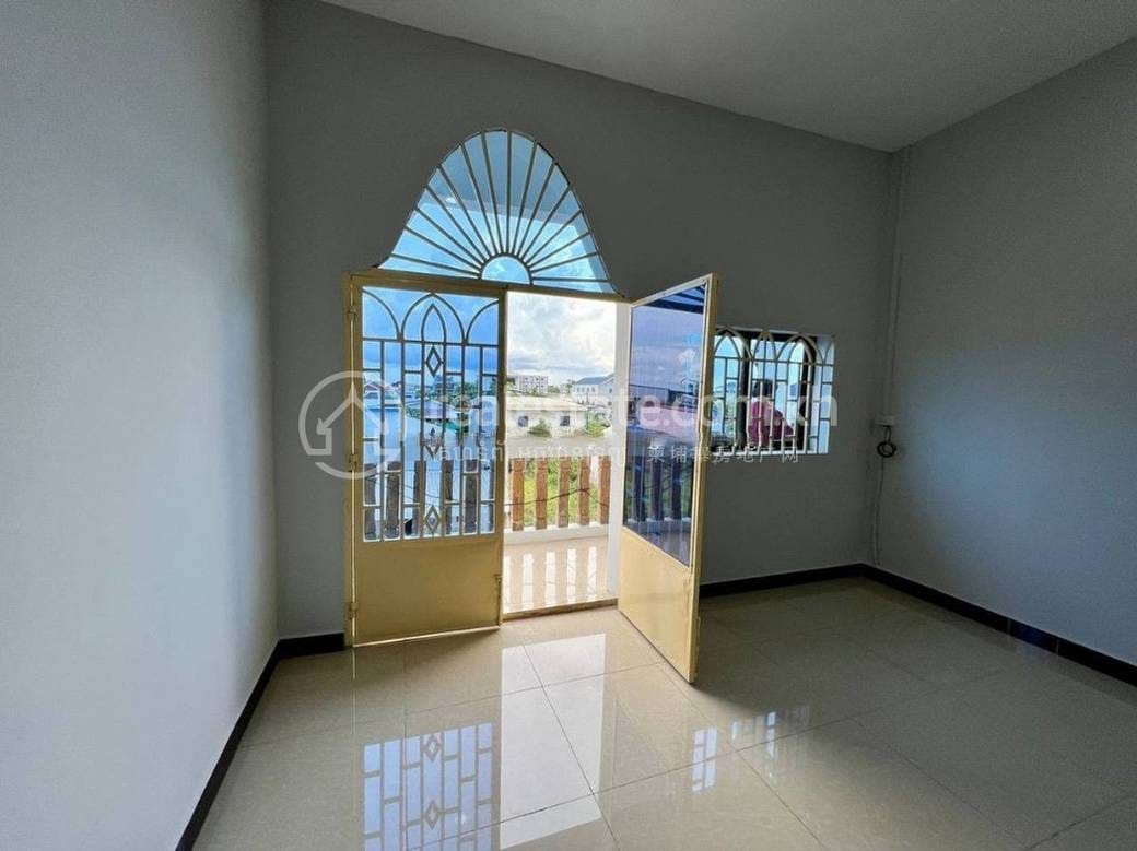 House and lot Na prodej in Phsar Kandal, Poipet, Banteay Meanchey