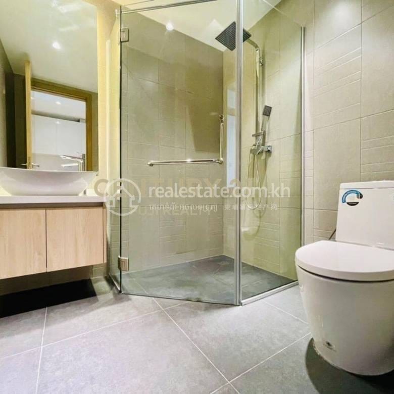 Tonle Bassac Apartment For Rent in Tonle Bassac