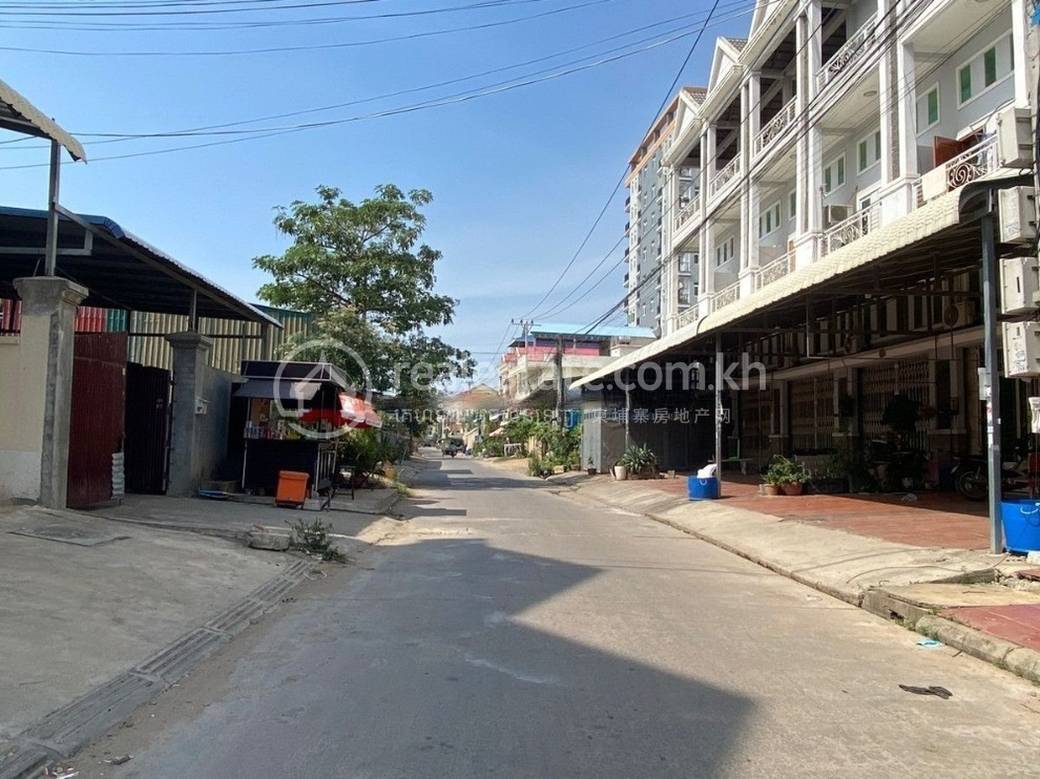 House and lot出售，位于Khmuonh分区, 森速区, 金边