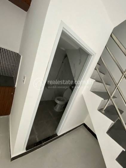 Por Sen Chey House and lot สำหรับขาย ใน Por Sen Chey