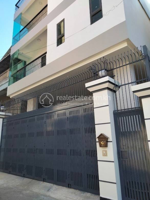 Phsar Kandal II, Daun Penh에 있는 Daun Penh 건축 매매 $1,000,000