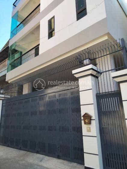 Phsar Kandal II, Daun Penh에 있는 Daun Penh 건축 매매 $1,000,000