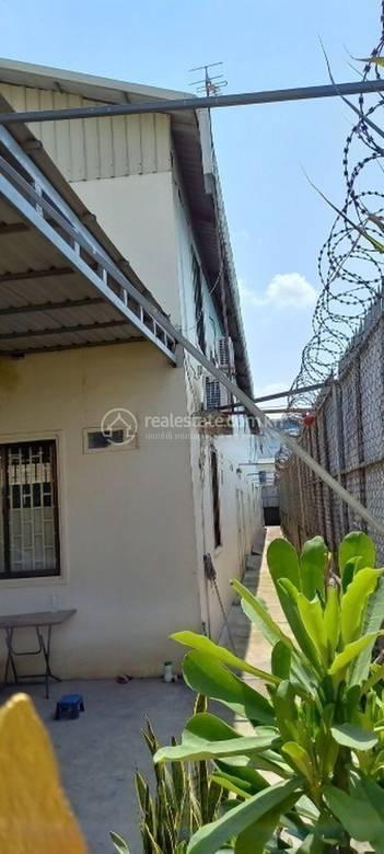 Por Sen Chey Entrepôt À vendre à Chaom Chau Por Sen Chey $1,290,000