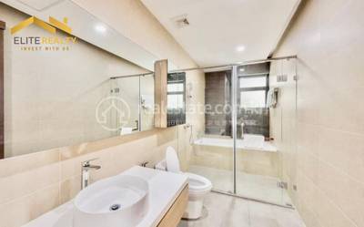 Apartment For Rent with 1 Parking Space
