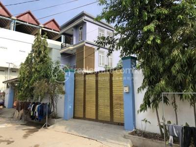4 Bedrooms Villa For Sale