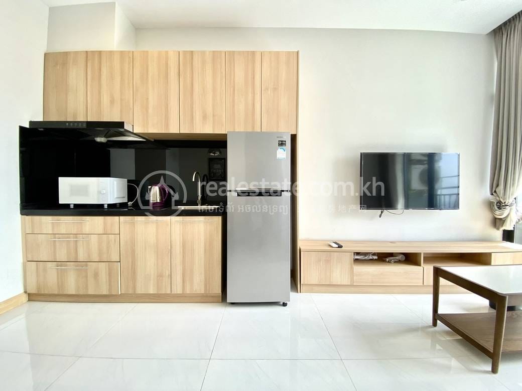 $1,200 Serviced Apartment