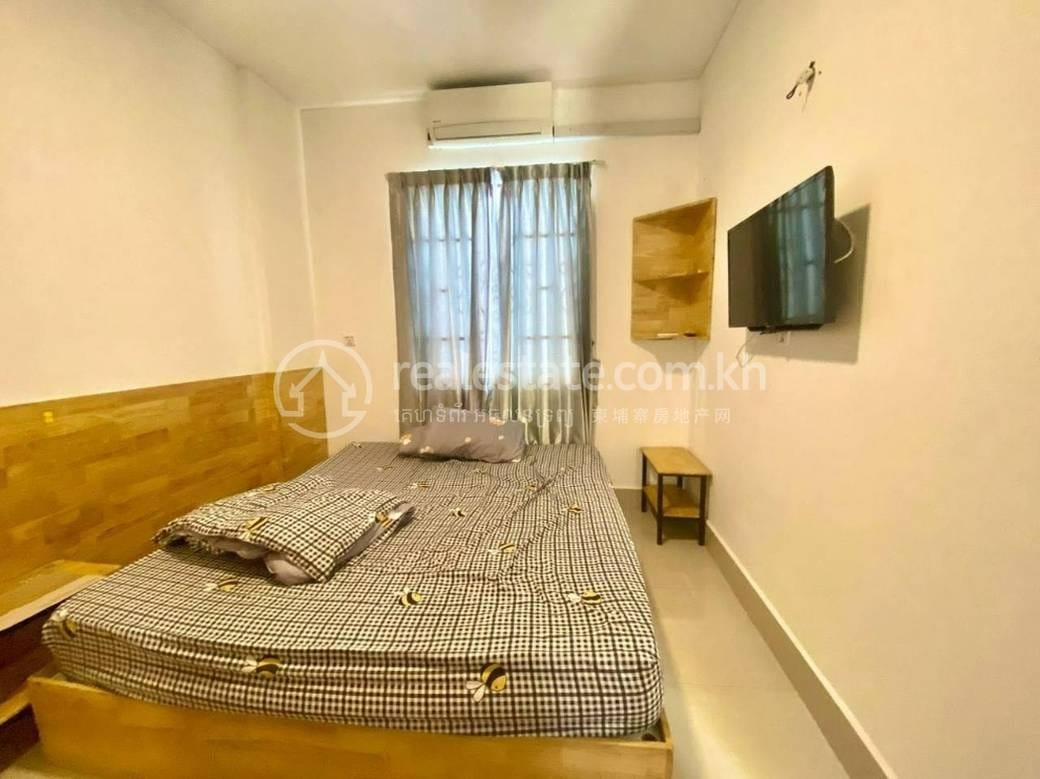 Apartment For Rent in Chamkarmon $280