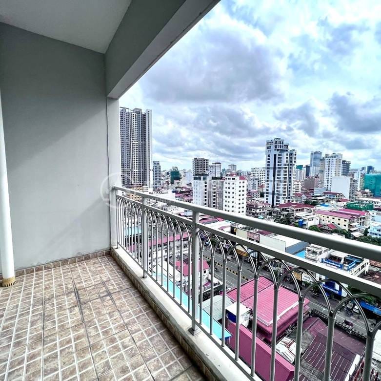 De Castle Royal Condominium | Apartment For Sale in BKK 1, Boeng Keng Kang, Phnom Penh
