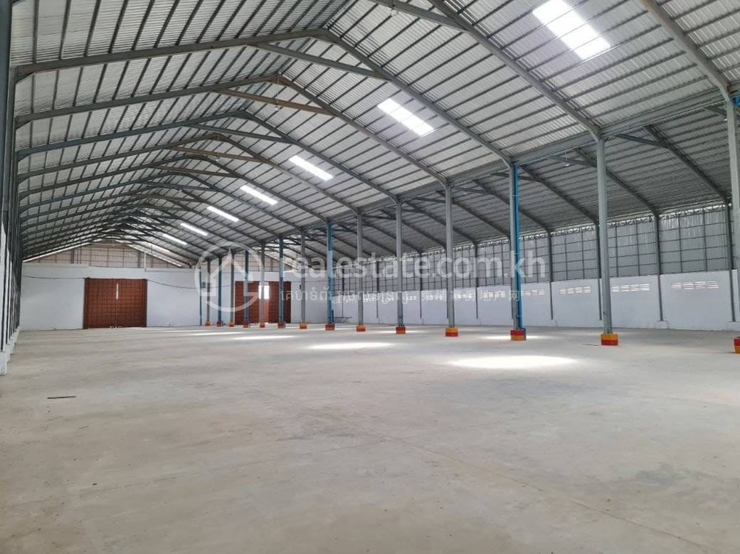 Chaom Chau Склад Для Аренды in Chaom Chau
