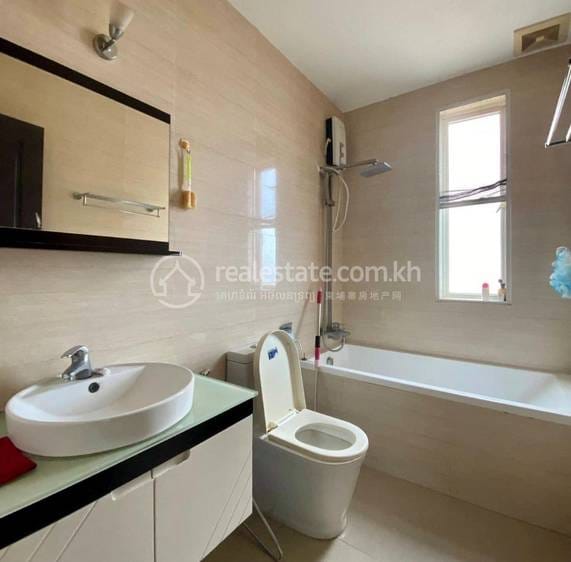 Condo Na prodej in Tonle Bassac, Chamkarmon, Phnom Penh