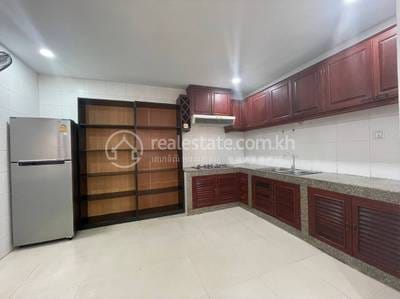 2 Bedrooms Apartment For Rent for $800