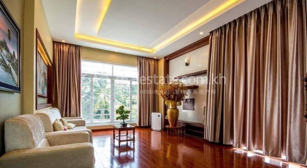 វីឡា តម្លៃ $5,000
