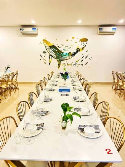 Restaurant For Sale in Chroy Changvar $35,000