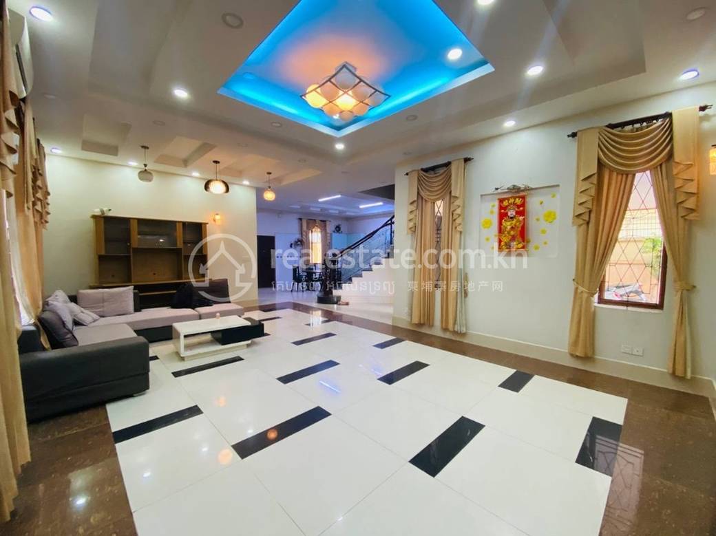 Meanchey别墅出租，价格$2,000