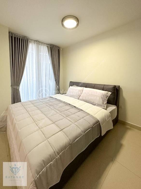 Chamkarmon套房出租，价格$1,500