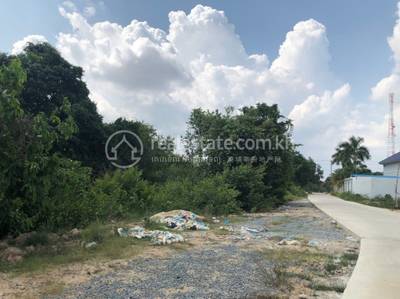  https://maps.app.goo.gl/7BWzJUTCCyqb5srT8?g_st=ic   , Anlong Romiet, Kandal Stueng, Kandal