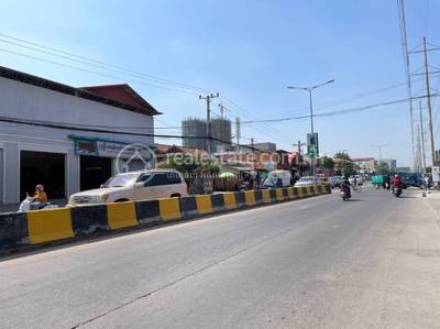 Mong Rithy  1992, Phnom Penh Thmey, Sen Sok, プノンペン
