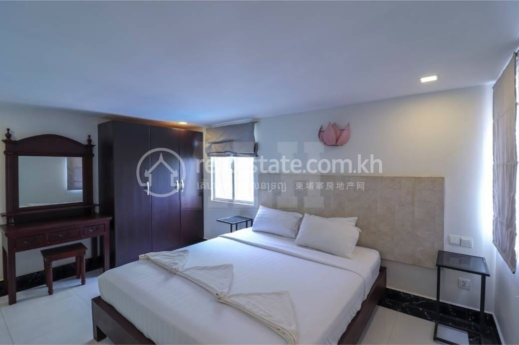 Apartment For Rent with 1 Parking Space