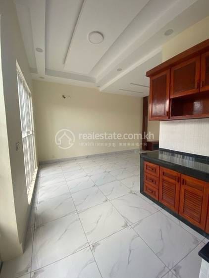 103 sqm Land Size Villa For Sale