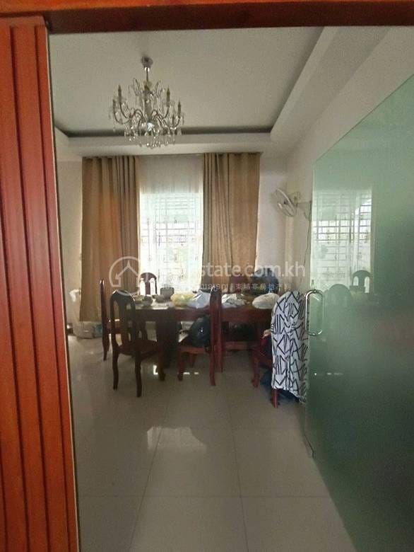 House and lot Na prodej in Ovlaok, Kamboul, Phnom Penh