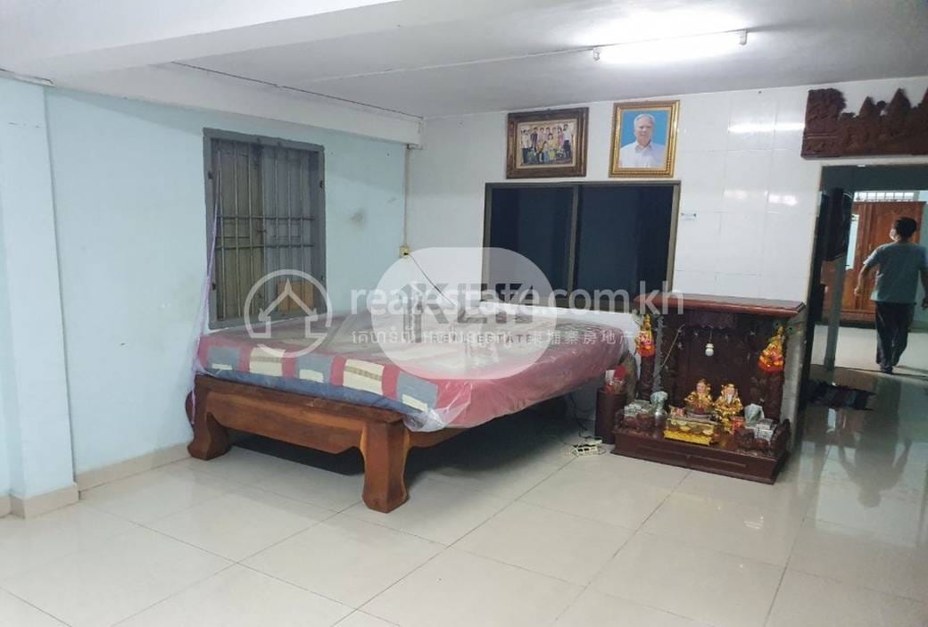 House and lot À vendre à Chroy Changvar $395,000