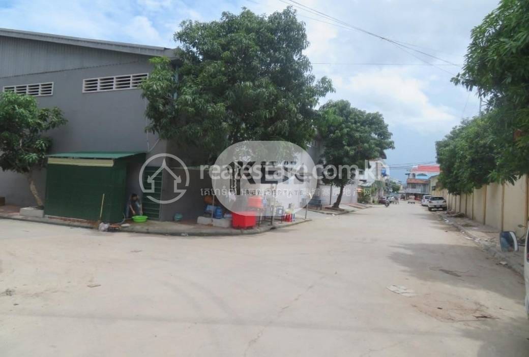 ឃ្លាំង សំរាប់លក់ នៅMeanchey តម្លៃ $2,167,000