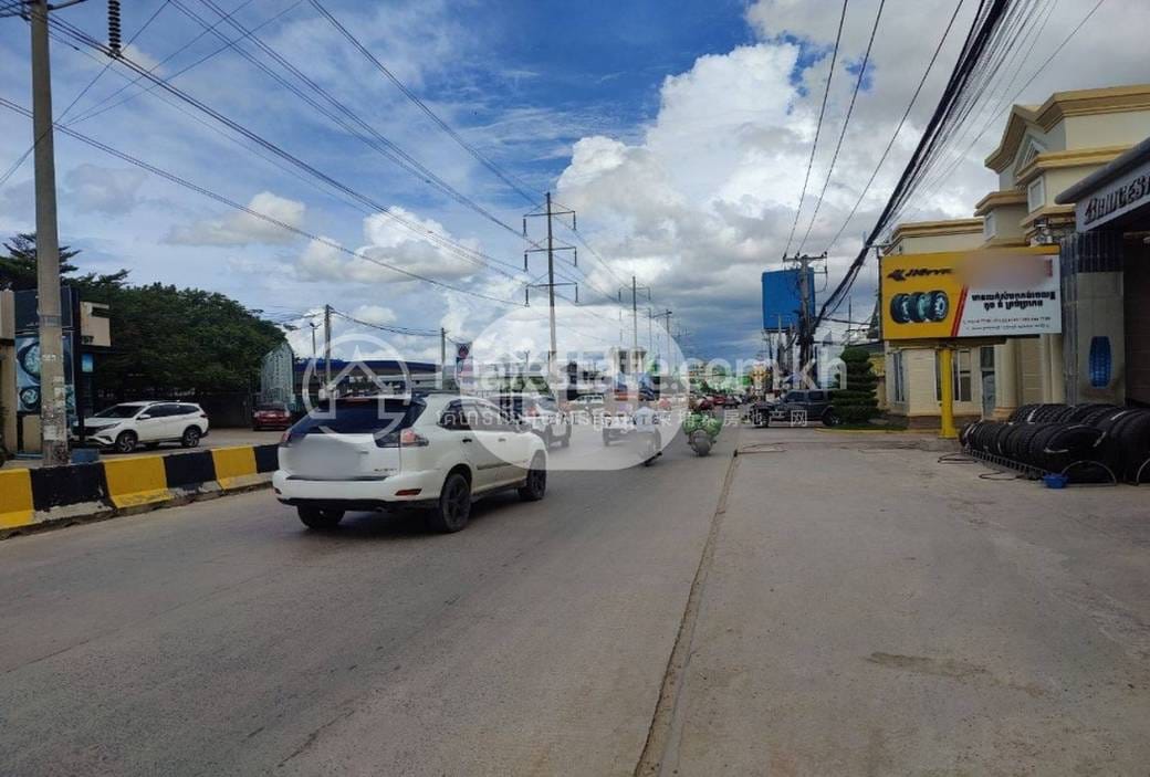 Lot សំរាប់លក់ ទំហំដី 1,180 ម៉ែត្រការ៉េ ក្នុងតម្លៃ $3,422,000