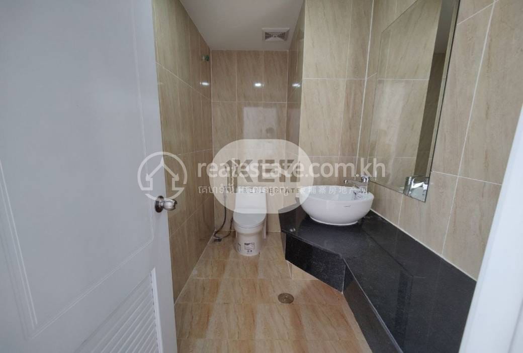 Preaek Lieb ផ្ទះល្វែង សំរាប់លក់ នៅ Preaek Lieb