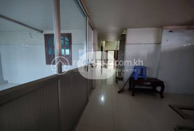  , Phsar Daeum Thkov, Chamkarmon, Phnom Penh