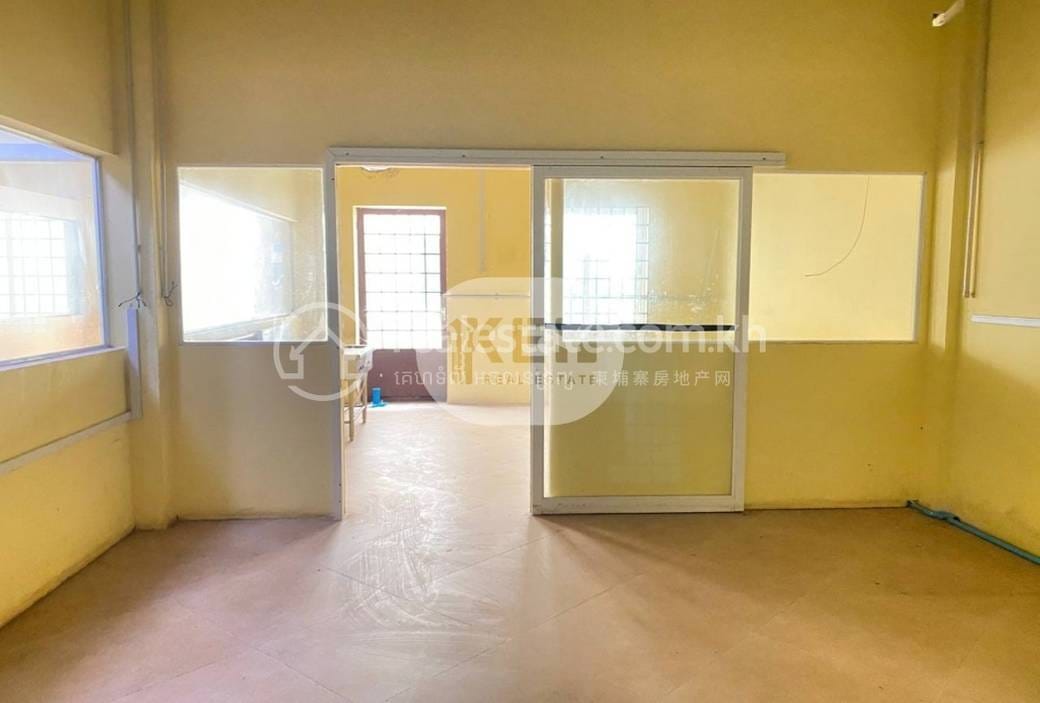 Siem Reap店屋出售，价格$512,000