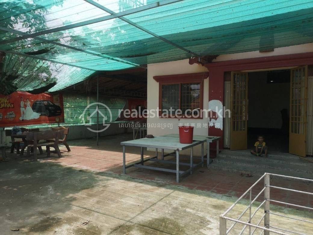 House and lot Na prodej in Kandal