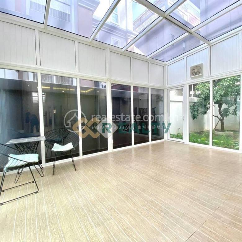 Vila For Sale & Rent in Por Sen Chey $1,100,000