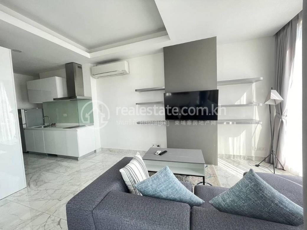 $650 Condo