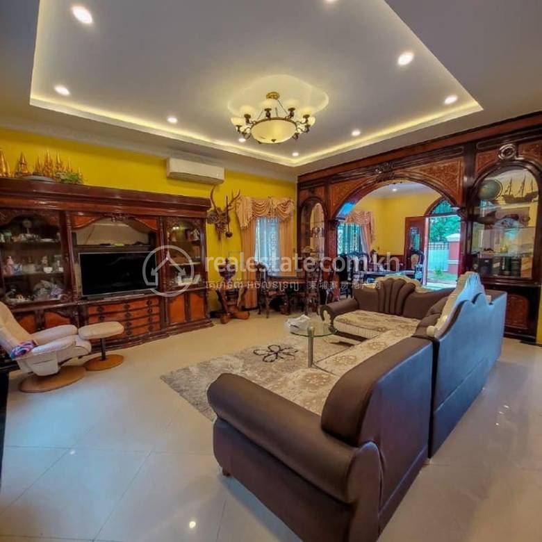 Tonle Bassac Villa For Rent in Tonle Bassac