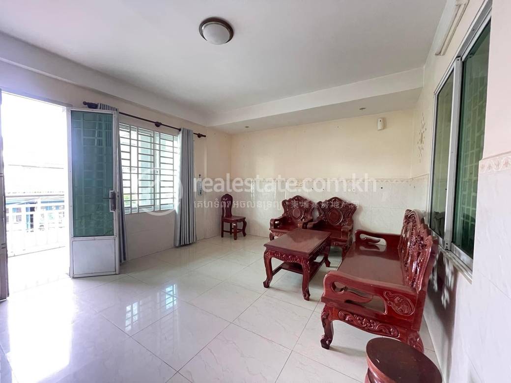 $300 Appartement avec services