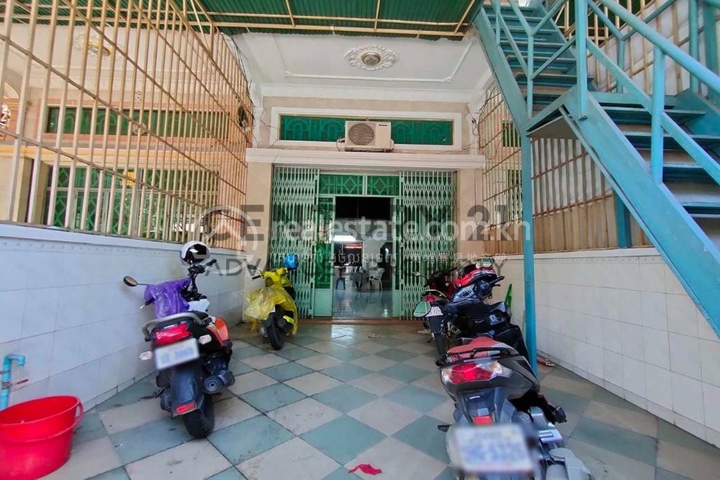 Toul Tum Poung 2 ផ្ទះល្វែង សំរាប់លក់ នៅ Toul Tum Poung 2