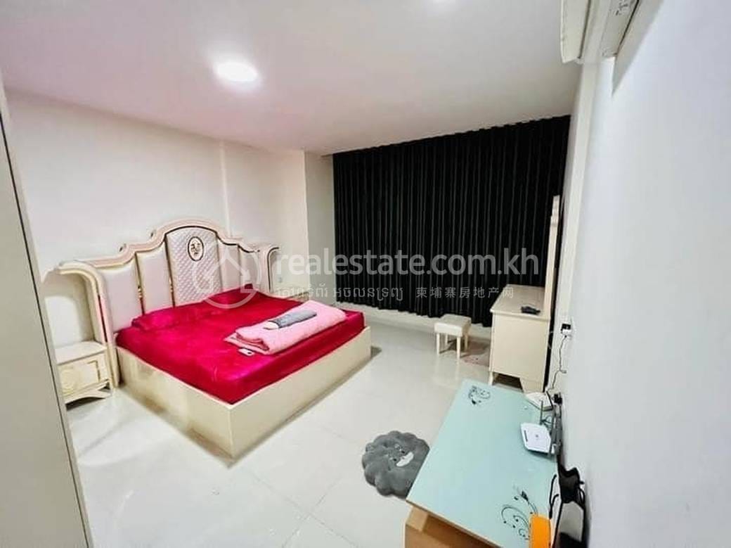 $160,000 店屋