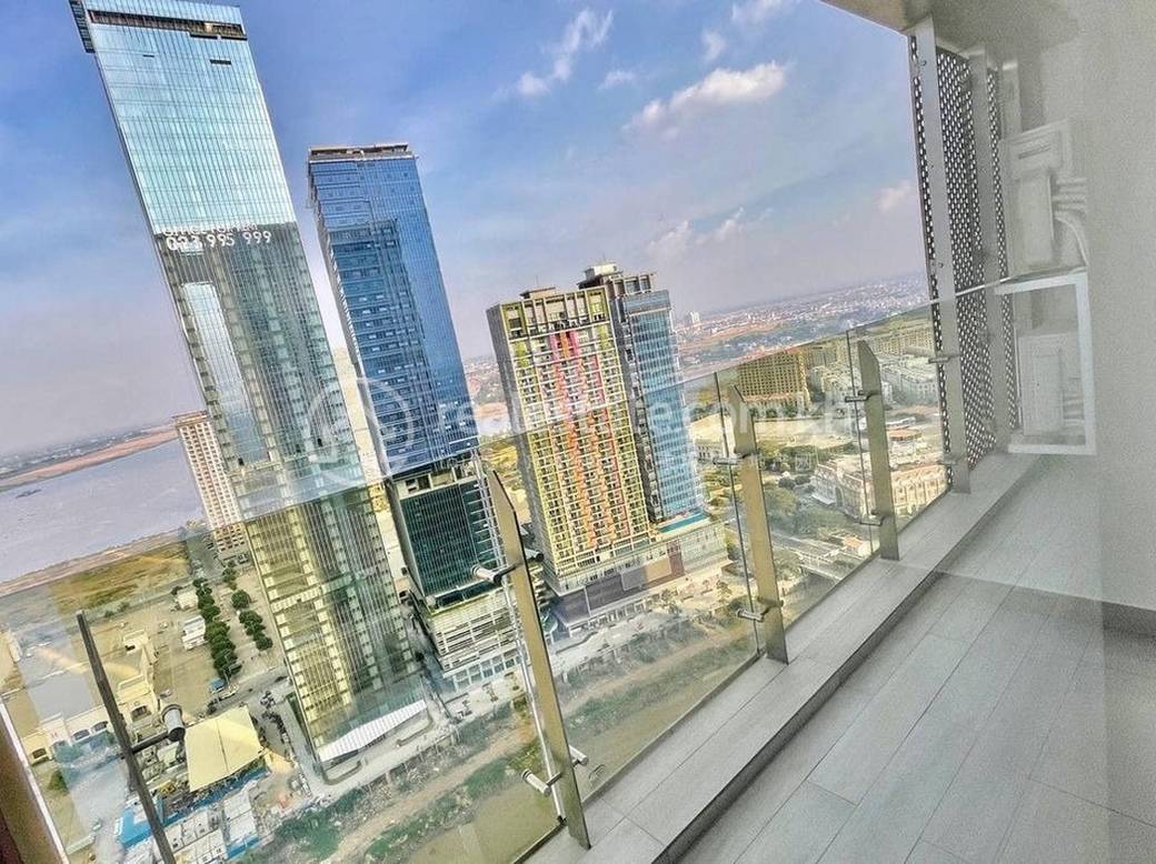 The Peak Residences | Tonle Bassac Condo Na prodej in Tonle Bassac
