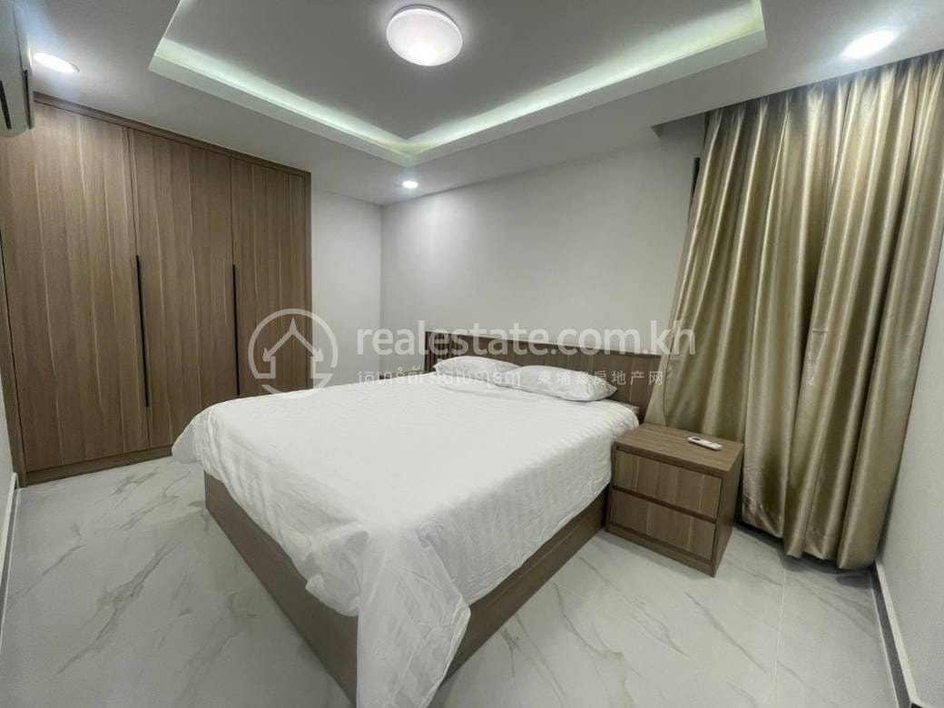 Chamkarmon Condo For Rent in Chamkarmon