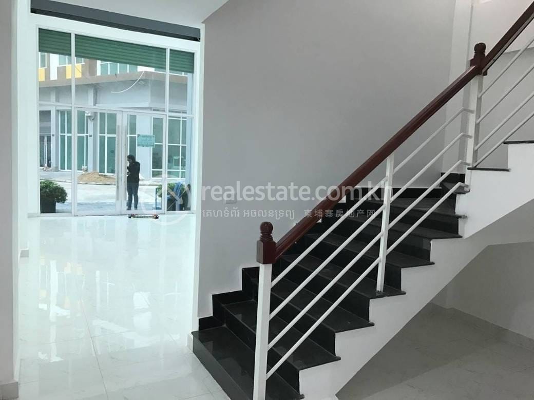Boeng Keng Kang店屋出售，价格$550,000