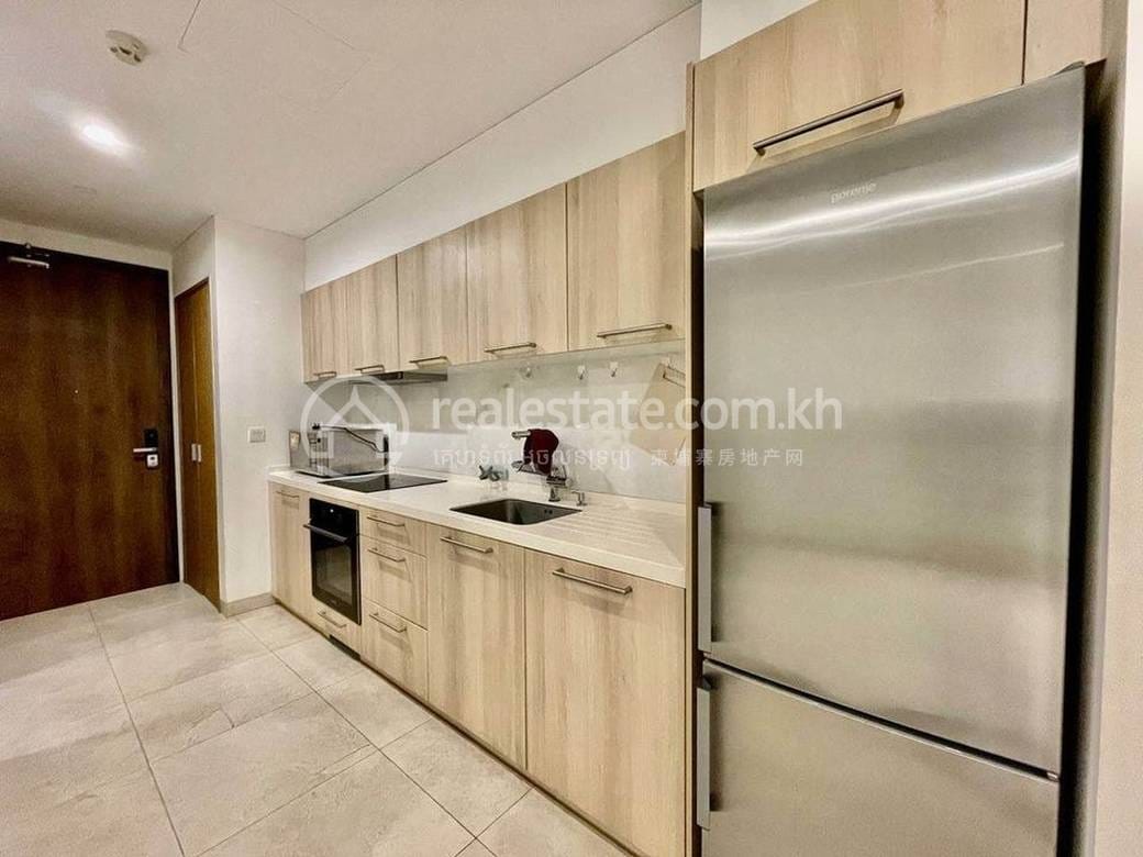 Condo For Rent in Tonle Bassac, Chamkarmon, Phnom Penh