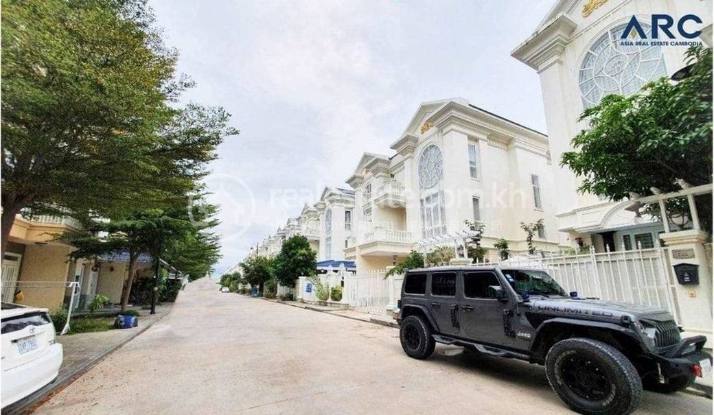 Chroy Changvar Terrace For Sale in Chroy Changvar