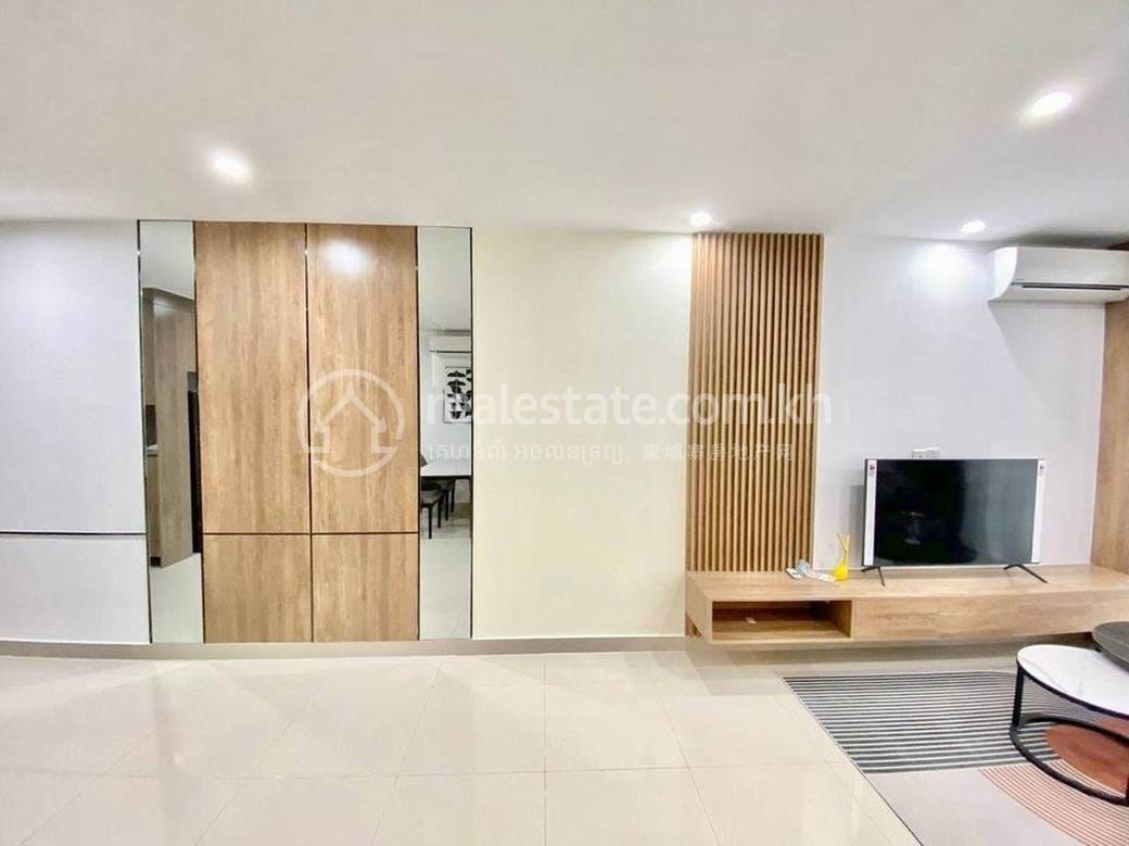 Condo For Rent in Chamkarmon $950