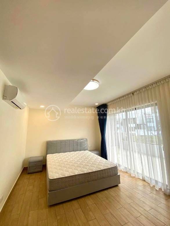 $3,100 Vila